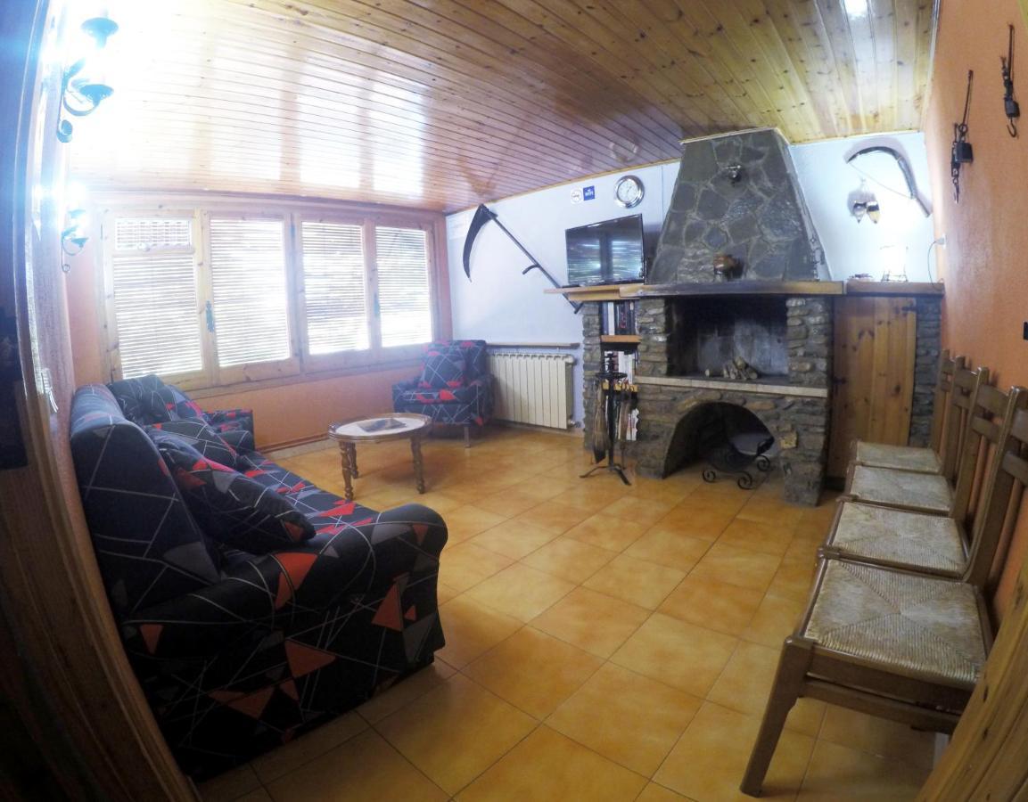 Finca Cal Tarre - Alojamientos Turisticos Campdevánol Εξωτερικό φωτογραφία